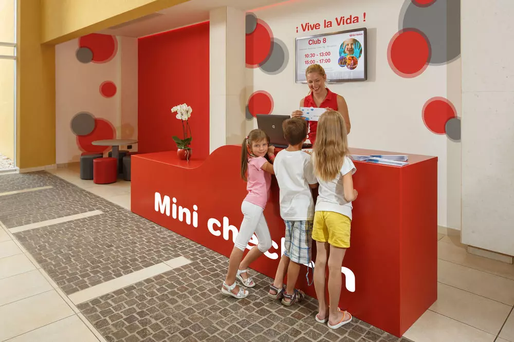 Nyaralás a horvát tengerpart legjobb családbarát hoteleiben