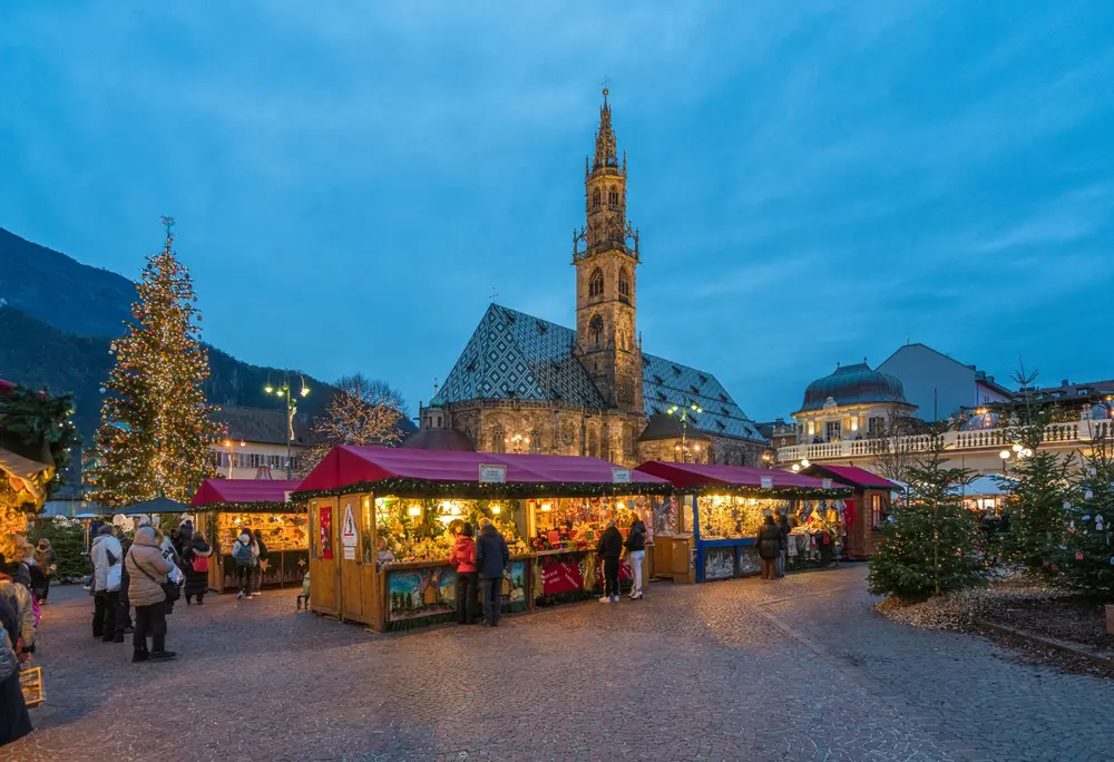 Karácsonyi vásár a Piazza Walther téren