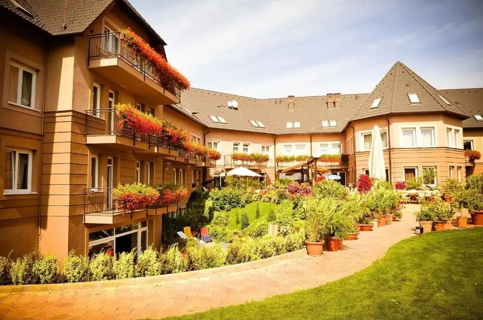 kecskemét, hotel