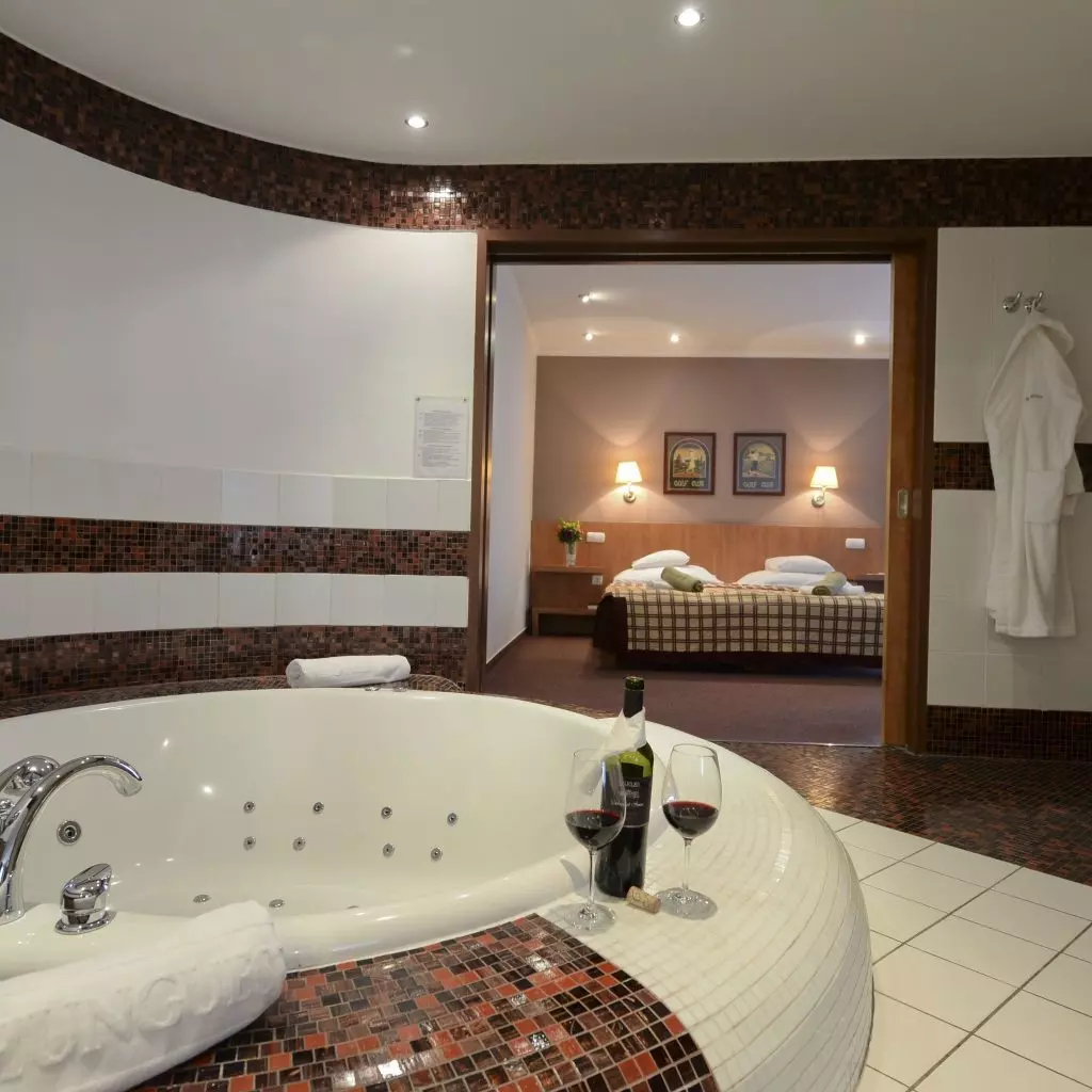 Tapolca, hotel, jacuzzi