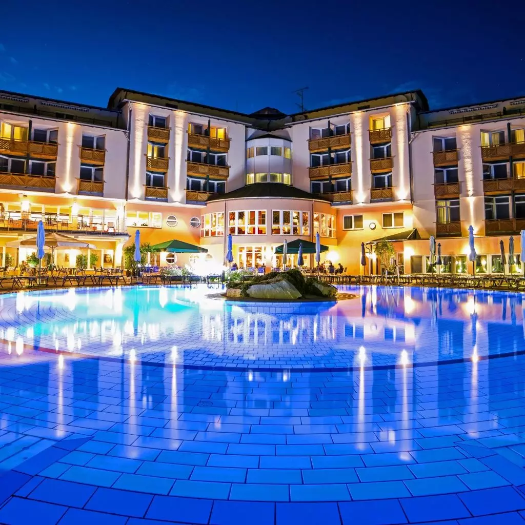 nászutas, hotel, hévíz