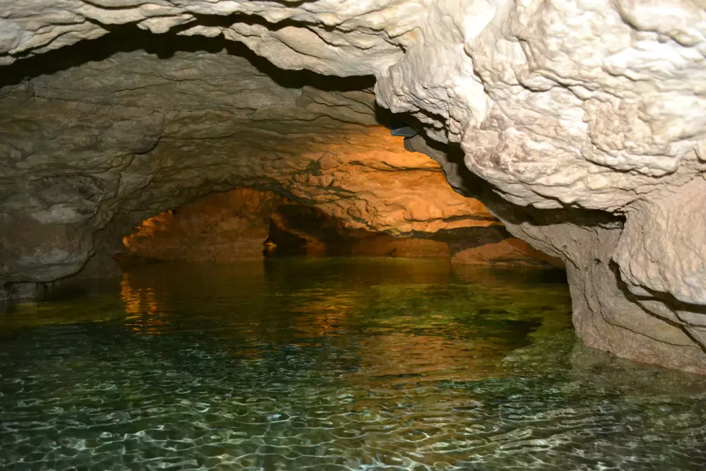 Tapolca, barlangok hónapja