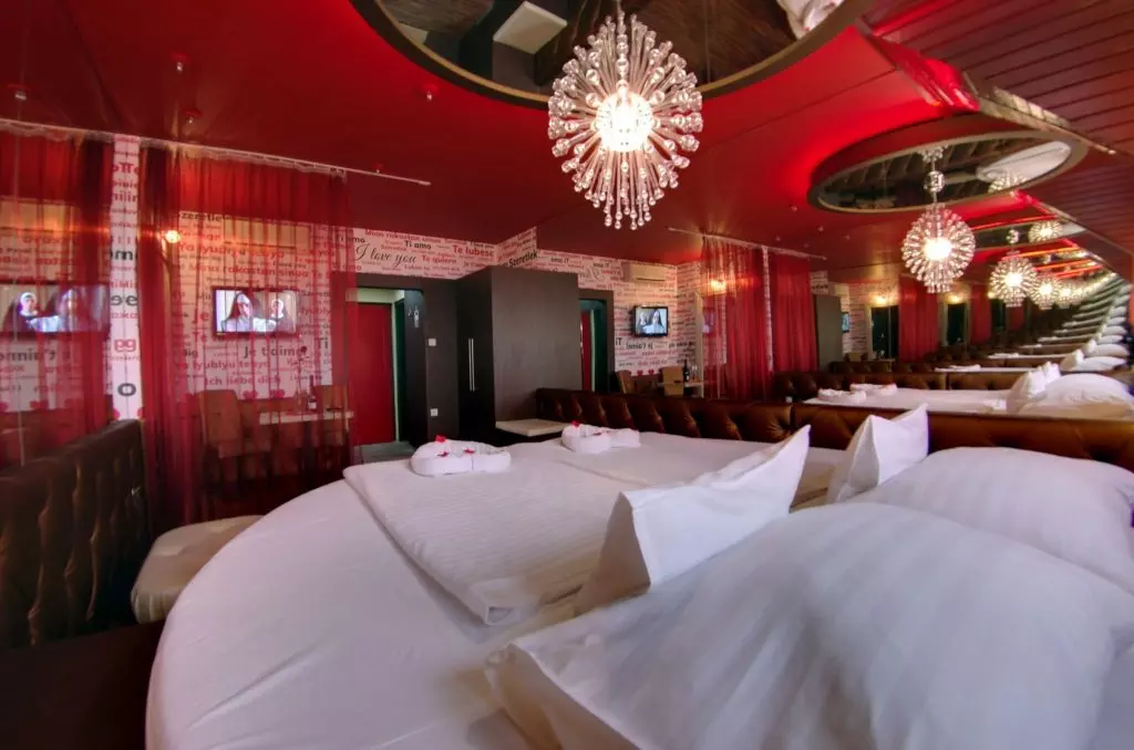 Corvin hotel gyula