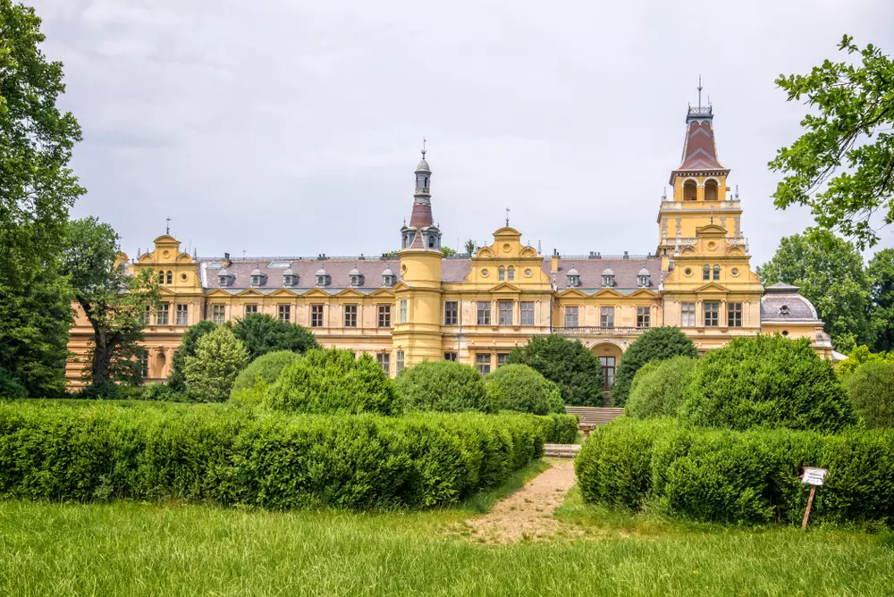 szabadkigyos-wenckheim-kastely