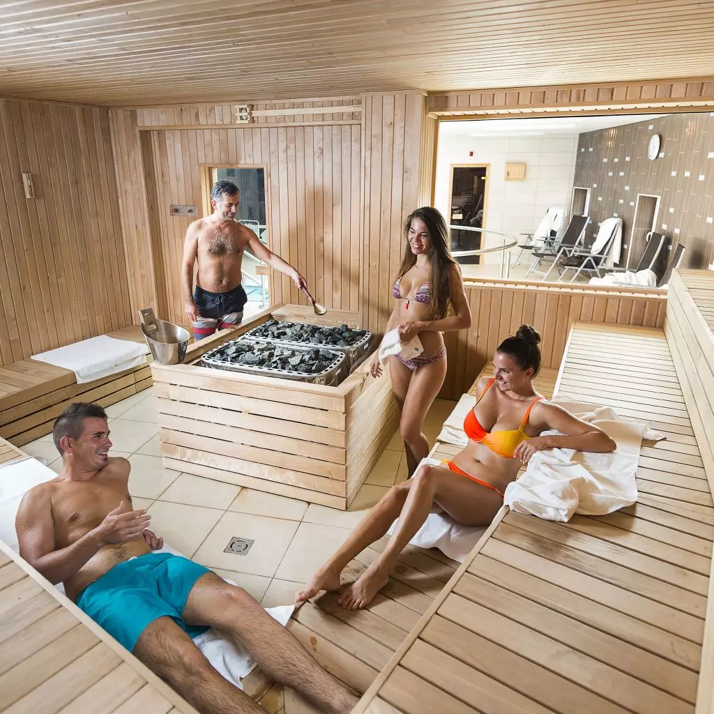Aquarius Élményfürdő