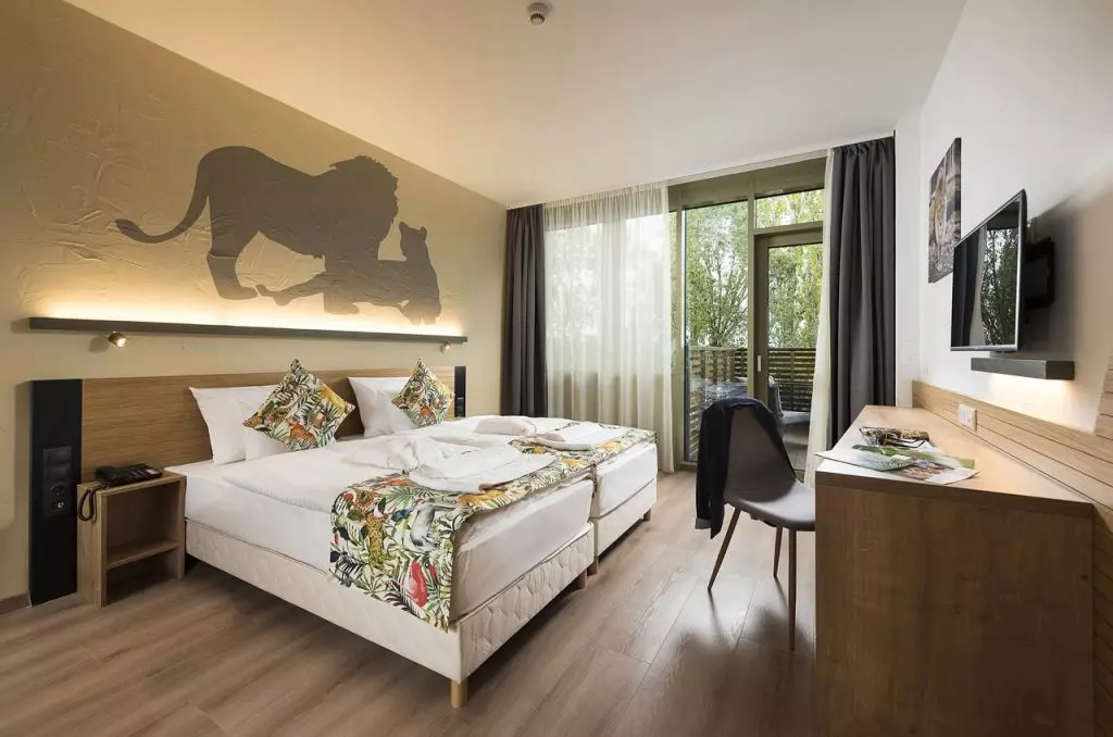 Hotel Pangea - állatkerti szálloda