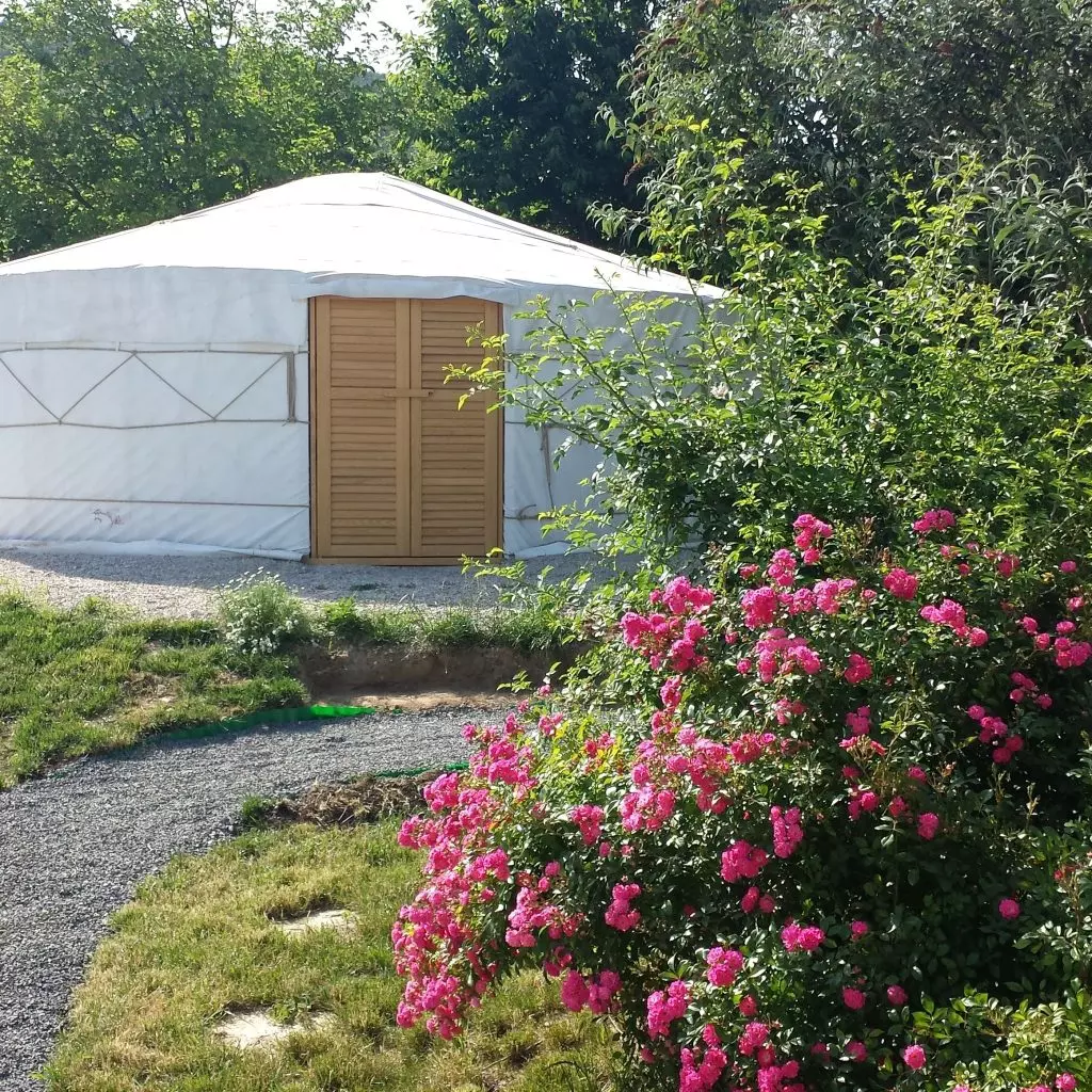 glamping jurta