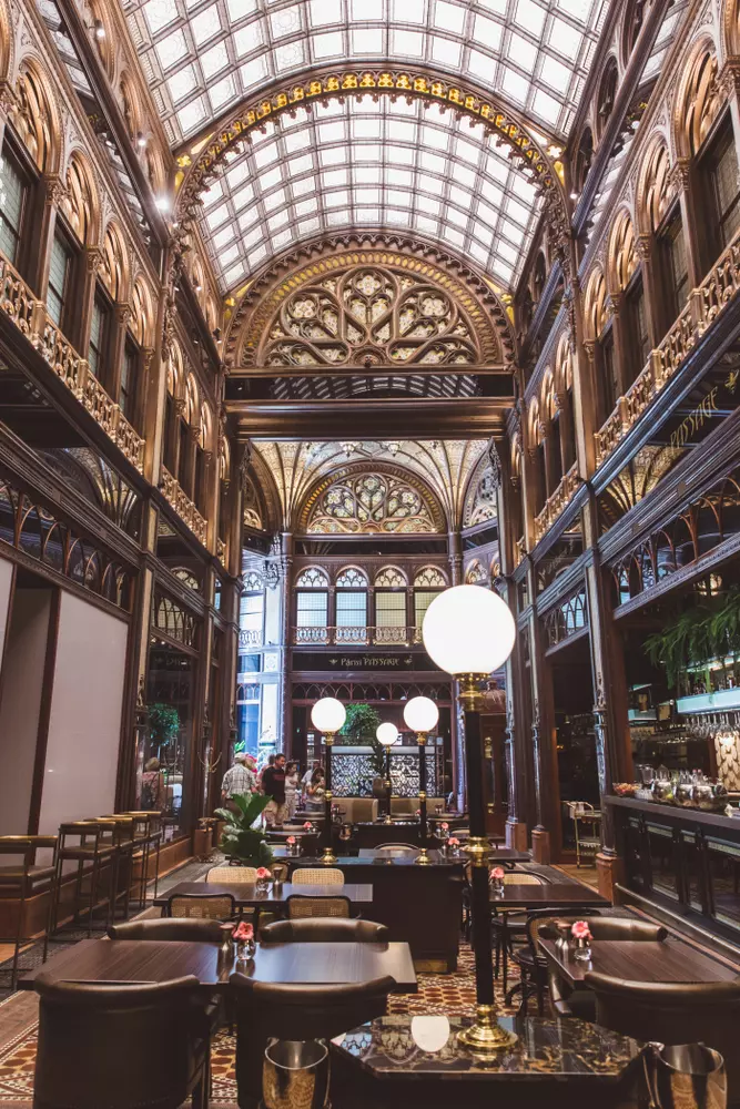 Párisi udvar Budapest