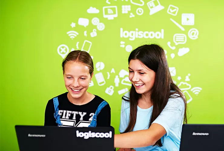 Programozz a nyaralás alatt! Digitális élmények Hévízen