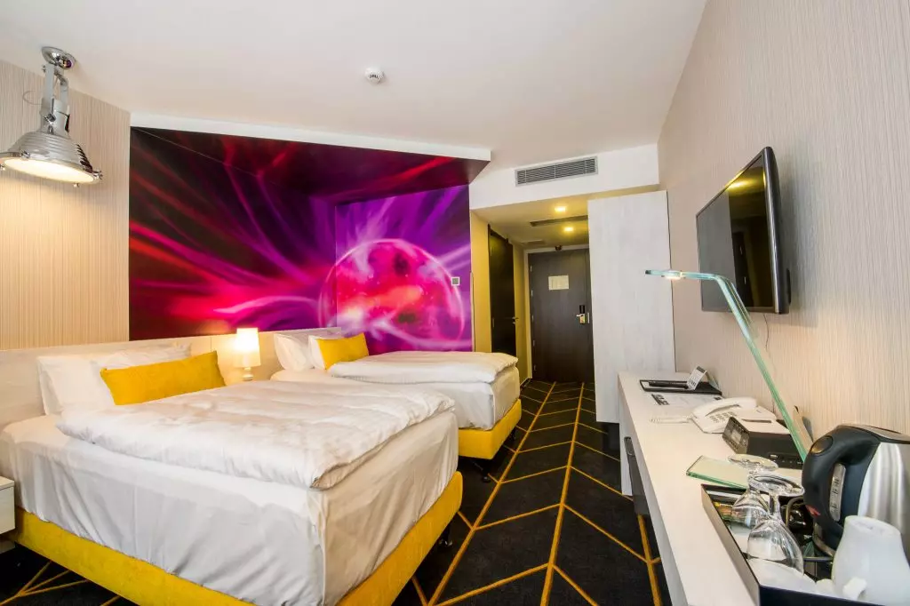 A szegedi Science Hotel világűr és csillagok ihlette szobái