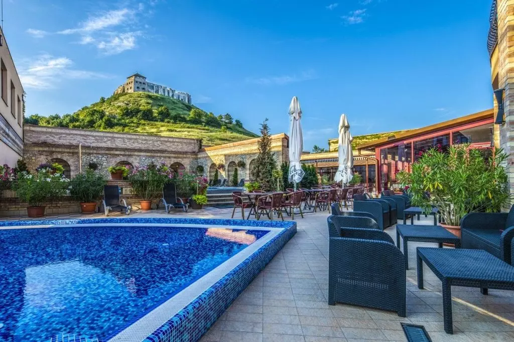 szállások várak panoráma
