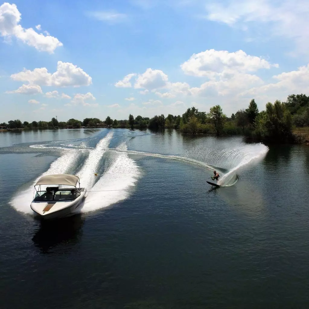 vízisí wakeboard