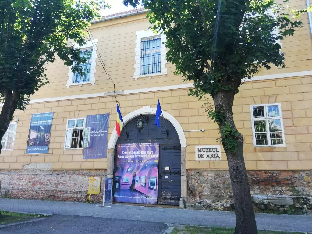 Nagybánya látnivalói - városnézés festői környezetben