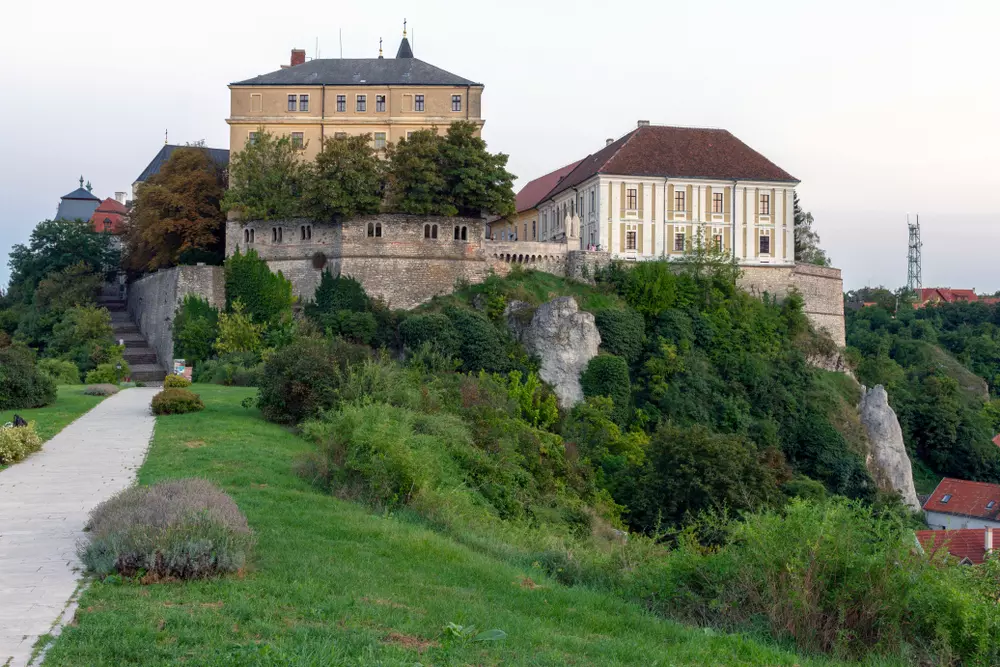 szállások várak panoráma