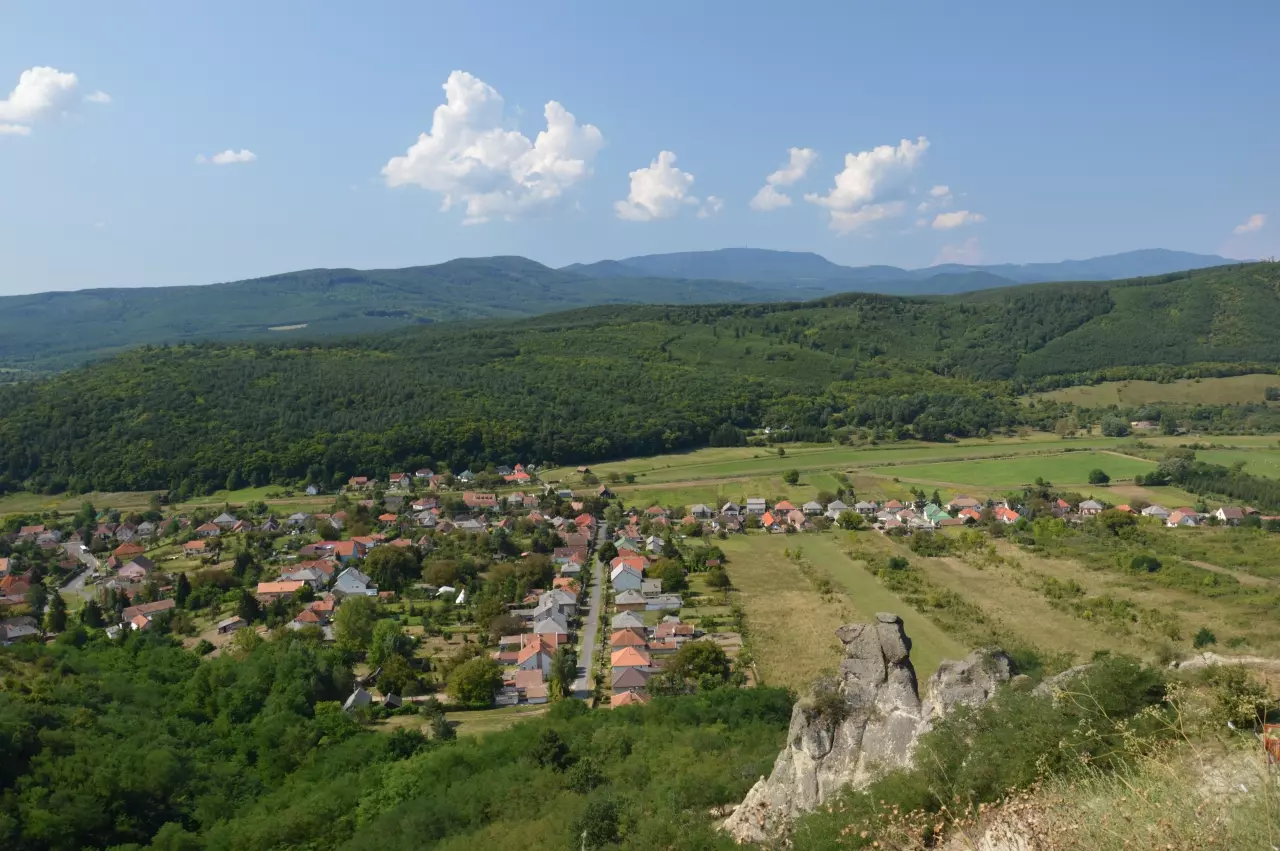 siroki vár