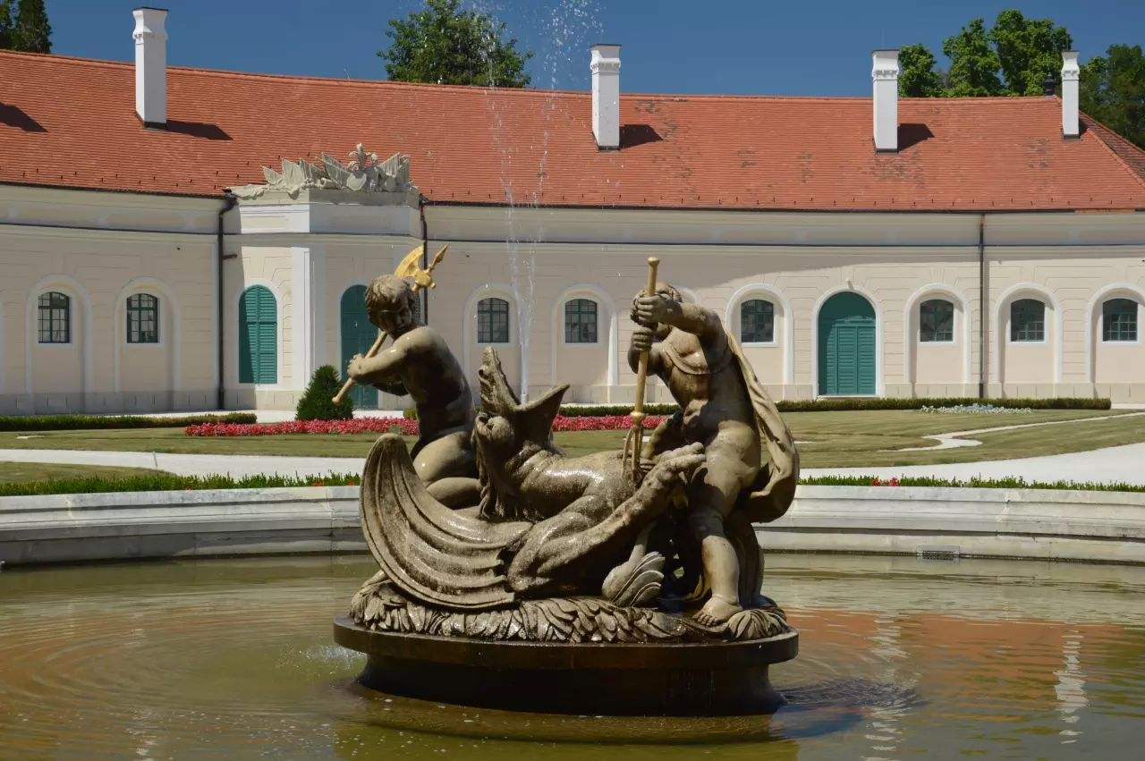 Esterházy-kastély Fertőd