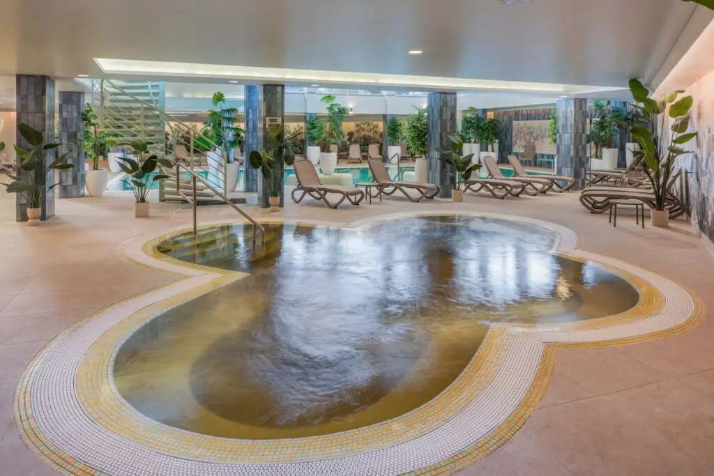 6 ok, amiért érdemes hotelben szilveszterezni