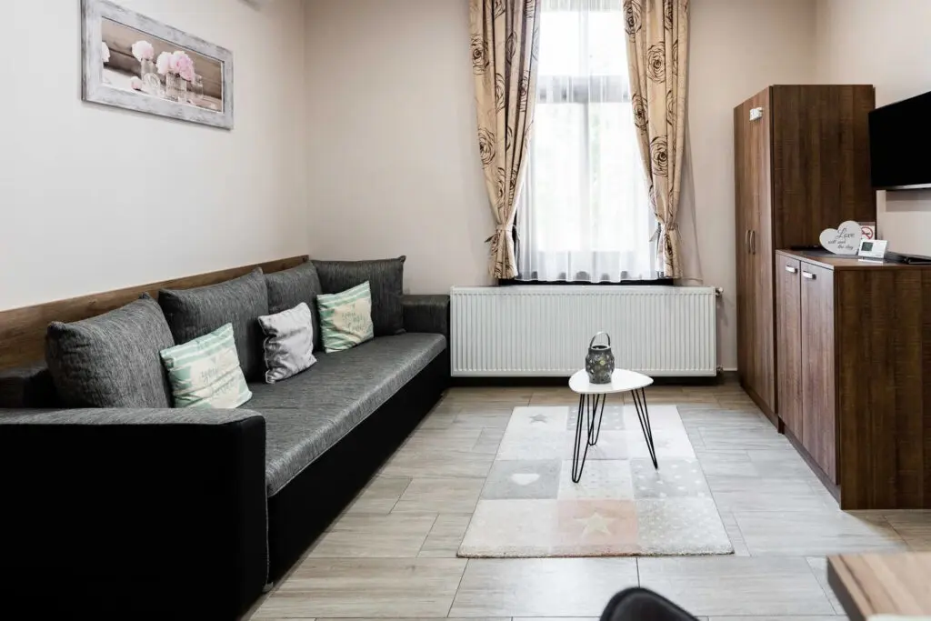 Allium Apartment Makó