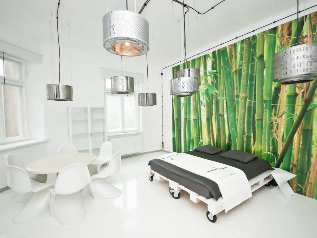 Loft Sen Pszczoły, Varsó 