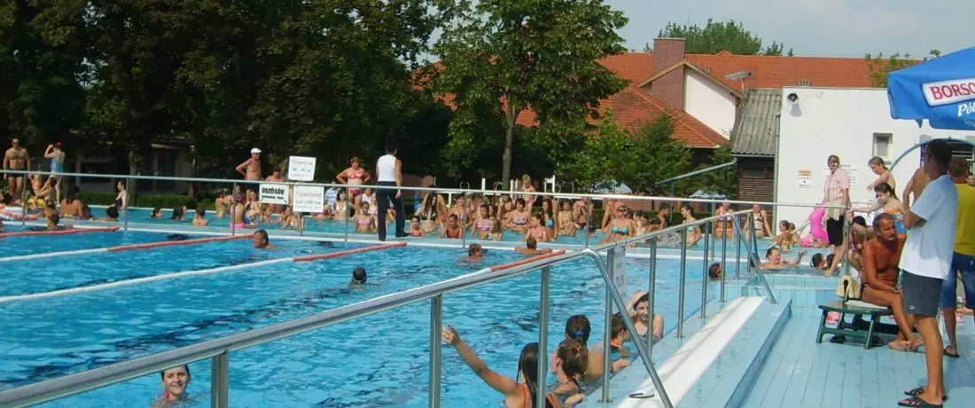 püspökladány