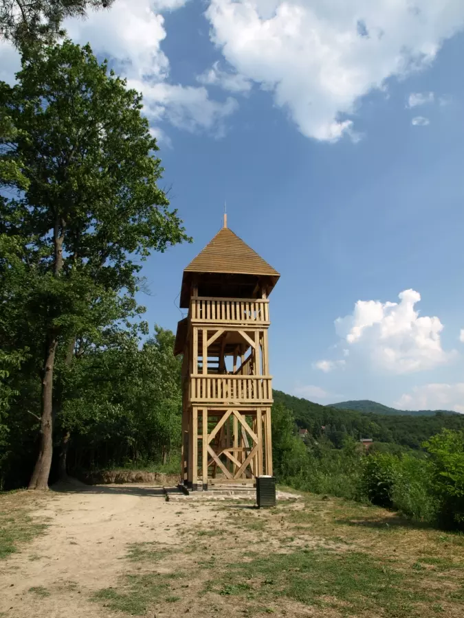 A Szallas.hu nagy magyarországi kilátó gyűjteménye térképekkel