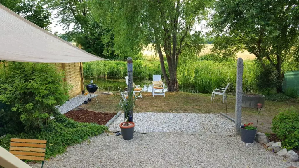 Glamping szállás tengerparti hangulattal: Luxury Beach Caravan Győr