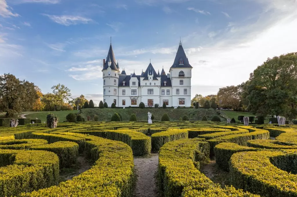 Tiszta Franciaország! Párizsi hangulat Budapesten, és provence-i szállások Magyarországon