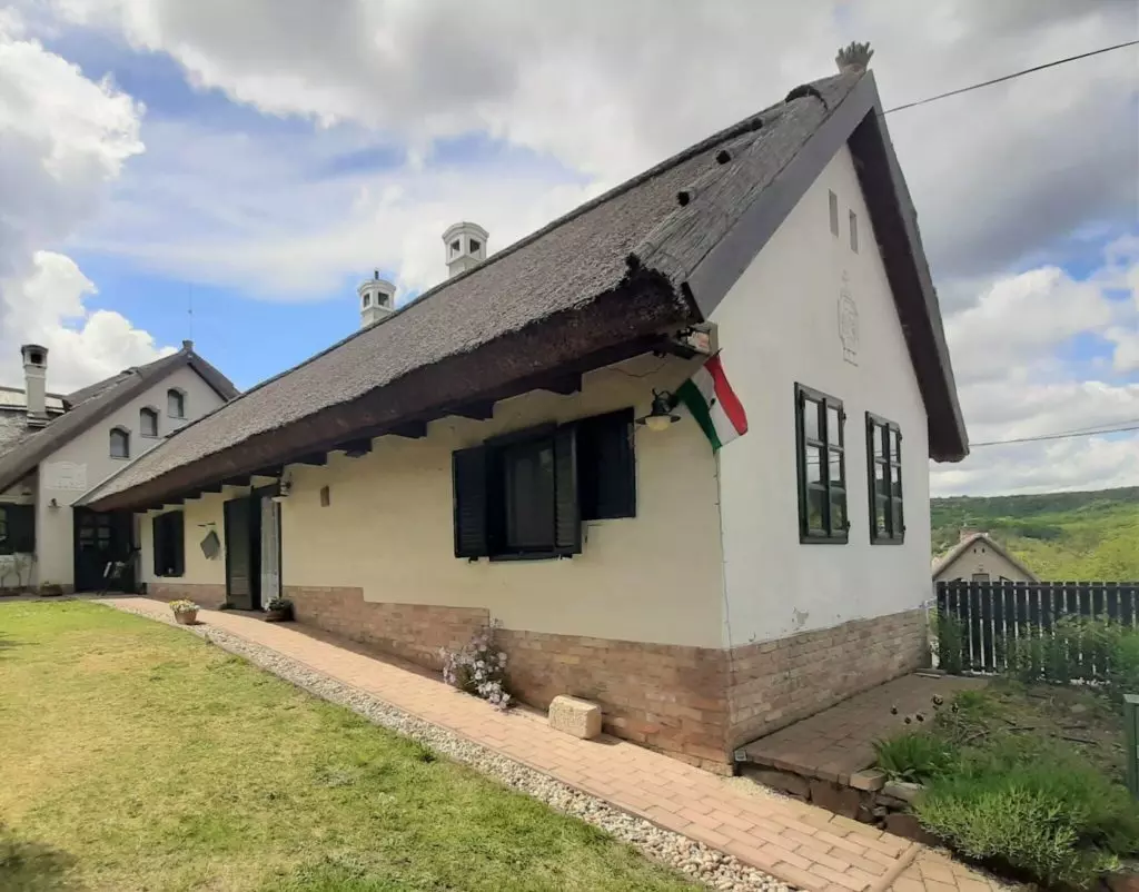 Szuper látnivalók és remek szálláshelyek a Velencei-hegységben