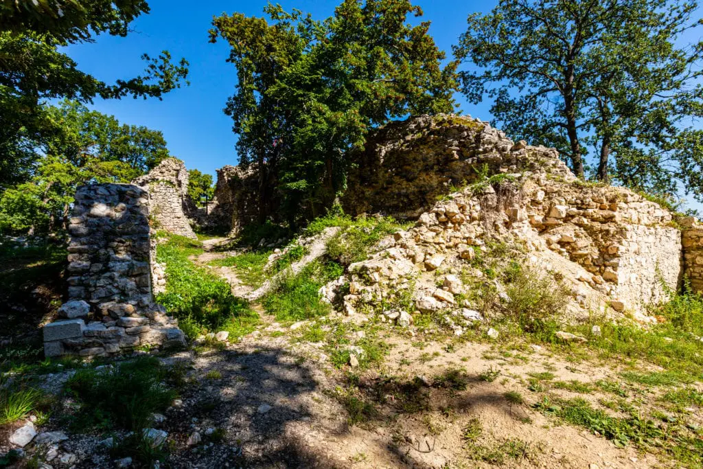 Szilveszteri kirándulás romtemplomok körül