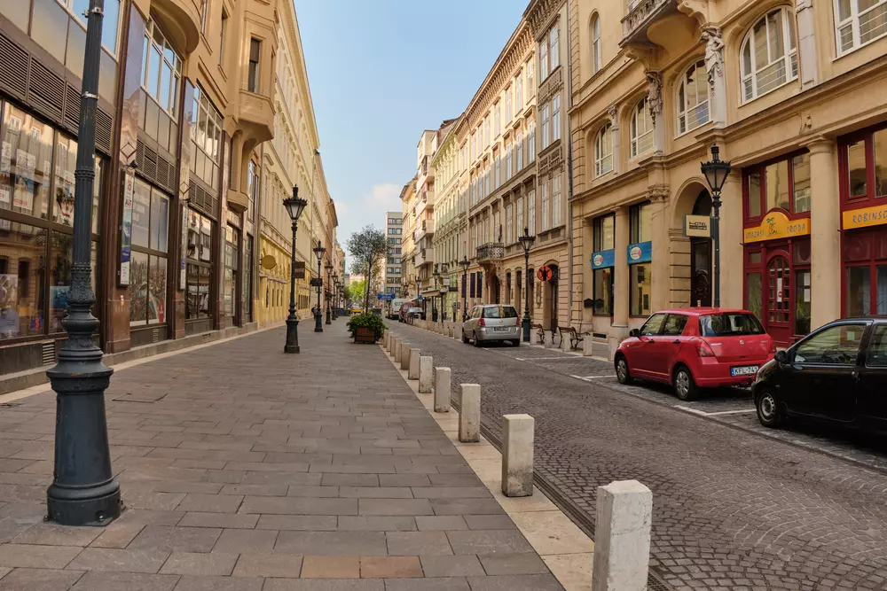Tiszta Franciaország! Párizsi hangulat Budapesten, és provence-i szállások Magyarországon