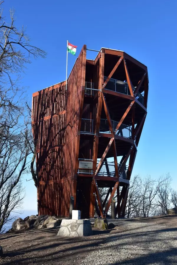 „Csúcshelyek”, ahol a panoráma és az ahhoz vezető út is varázslatos
