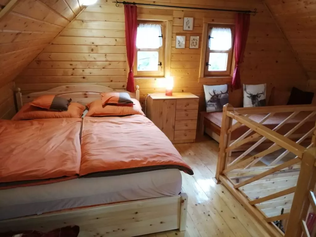 Frissítő erdei szállás kavalkád a nyári hőségben – Top 10 szállástipp!