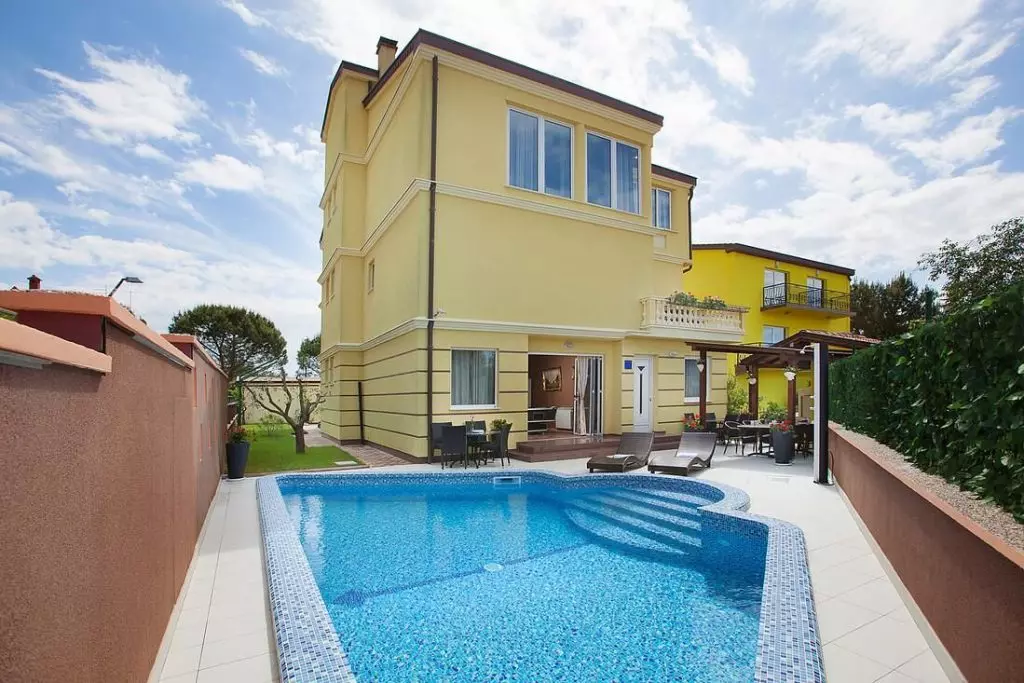 Olasz életérzés Horvátország szívében - Pula csak rátok vár!