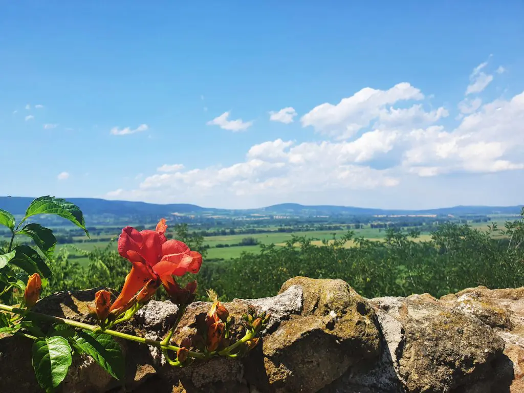 A Balaton-felvidék kincsei – Világszép látnivalók Keszthely, Tapolca, Szigliget és Tihany környékén