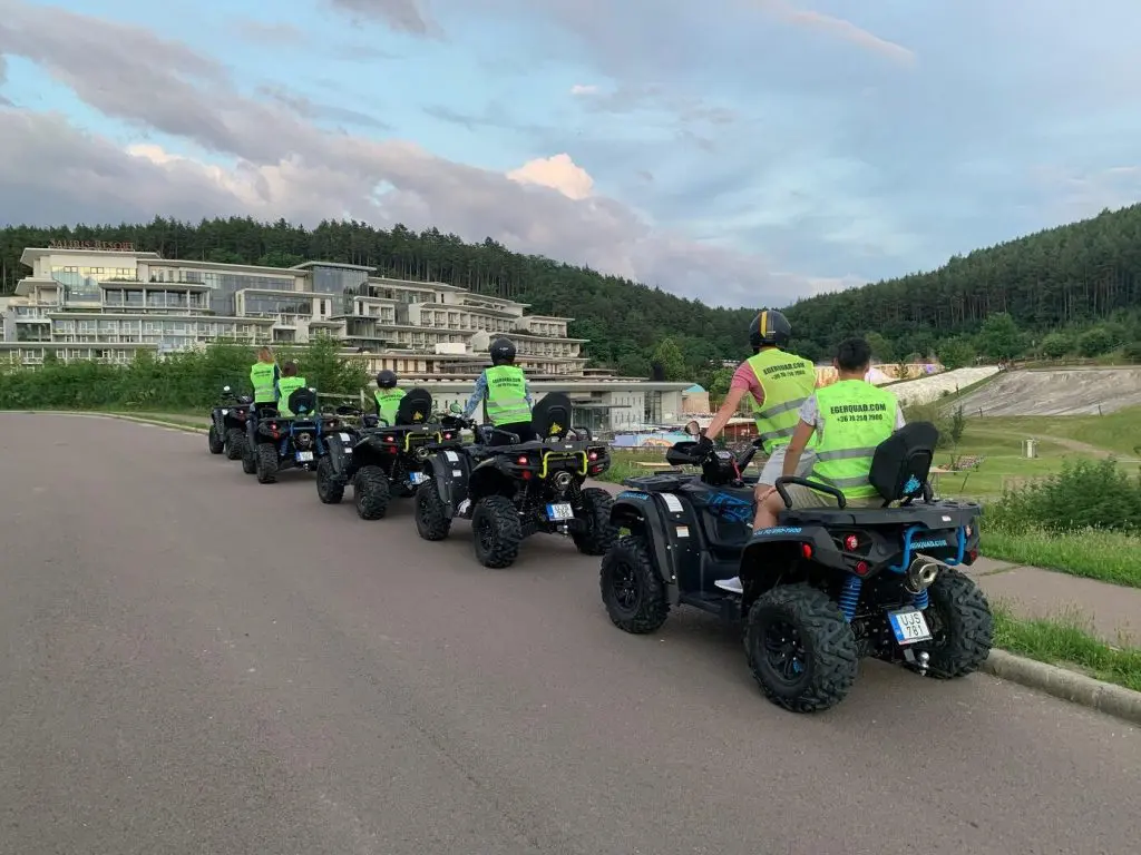 Magyarország legszebb autós útvonalai – kanyargós szerpentinek és off road élménytúrák
