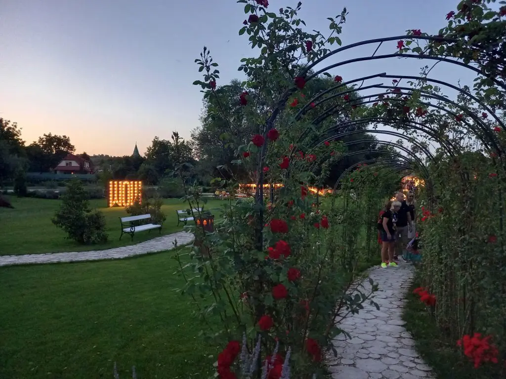 Mesébe illő kalandok a miskolci Tündérkert - ahol életre kel a varázslat