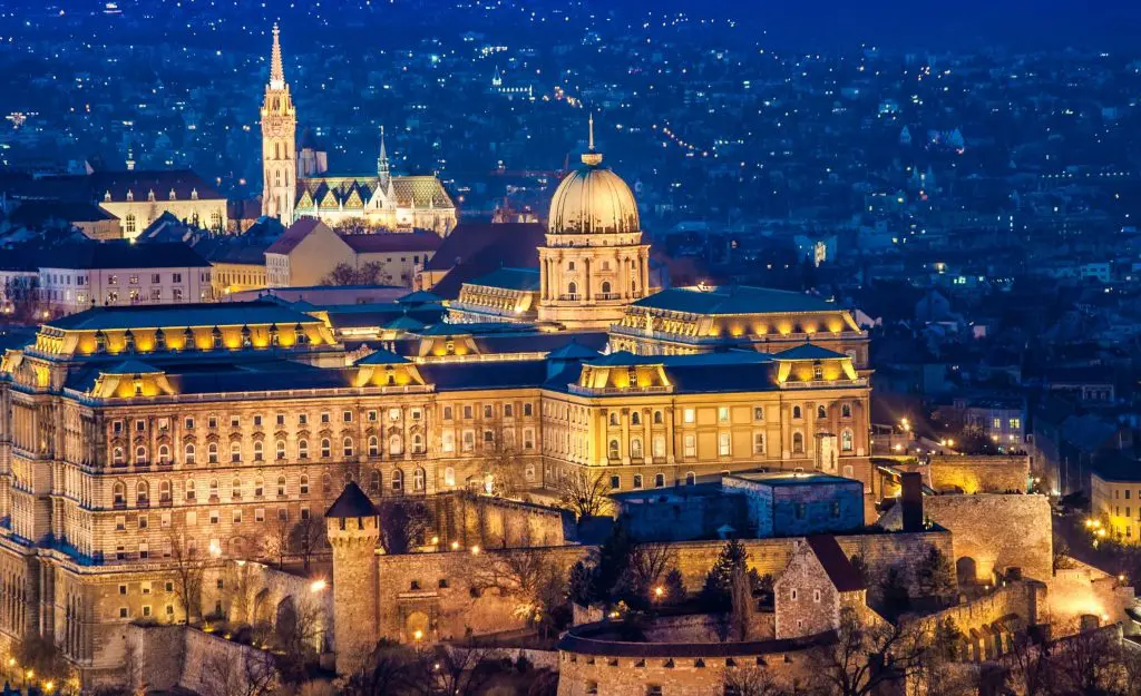 Pest vs. Buda? - Ezt a partját válaszd a fővárosnak, a látnivalók és a szállások miatt