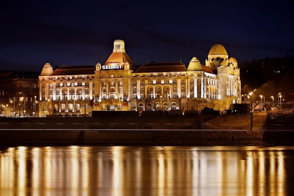 Búcsú egy budai legendától: nosztalgikus programokkal vár a Gellért Hotel