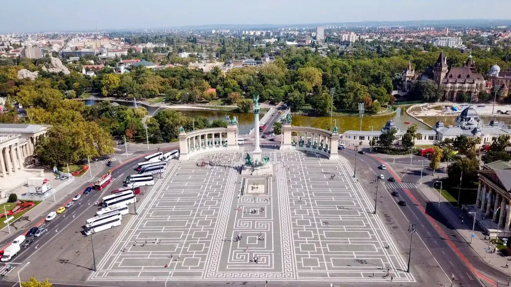 Pest vs. Buda? - Ezt a partját válaszd a fővárosnak, a látnivalók és a szállások miatt