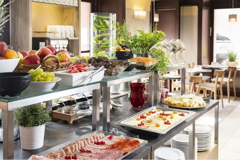 Búcsú egy budai legendától: nosztalgikus programokkal vár a Gellért Hotel