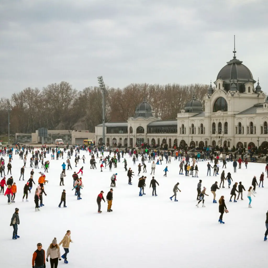 A legjobb korcsolyapályák Budapesten és vidéken – Most jégre viszünk!
