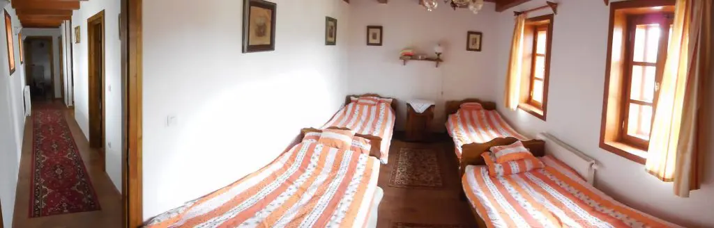 Bájos búvóhelyek a hegyek lábainál 