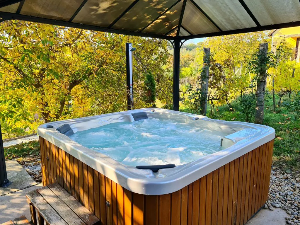 Top 5 luxusfaház – Wellness, jacuzzi és  panoráma a tökéletes pihenésért