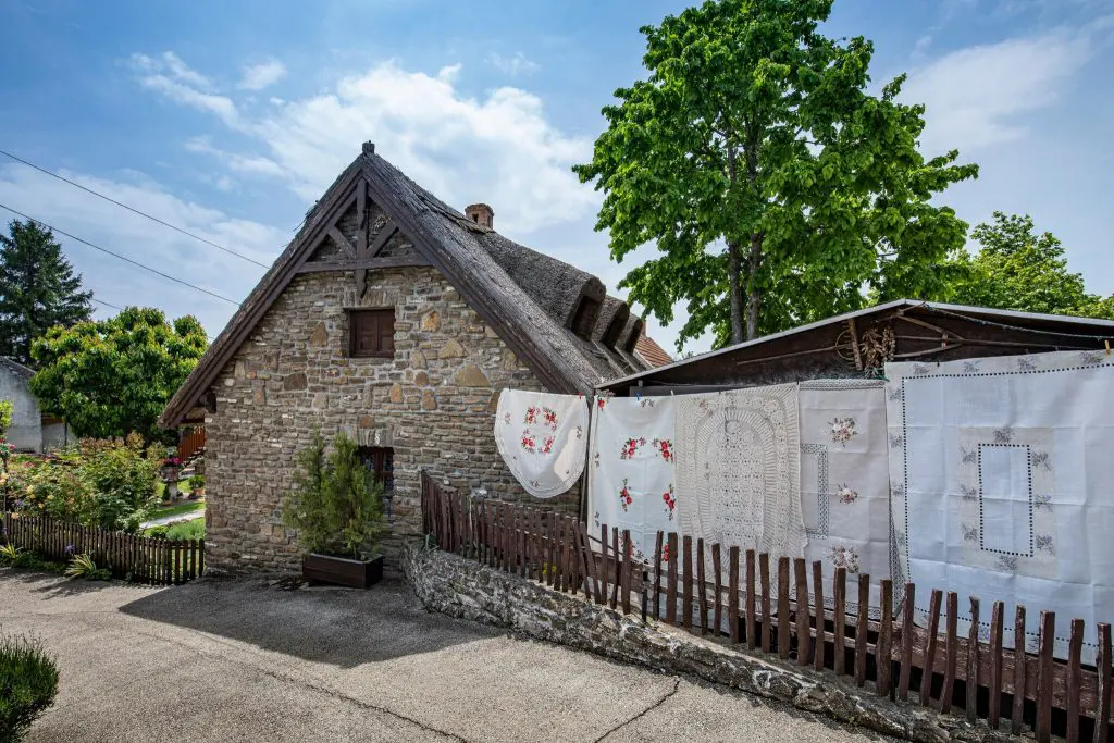 Vigyázz, kész, Balaton! – Ezért telitalálat a privát strandos Hotel Club Tihany