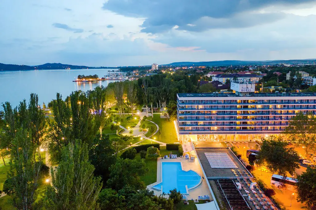 Bakancslistás programok a Balaton mellett. 