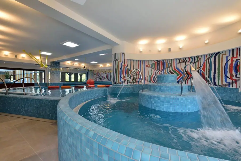 Tavaszi zsongás – Családbarát, all inclusive wellness oázis vár Bükfürdőn