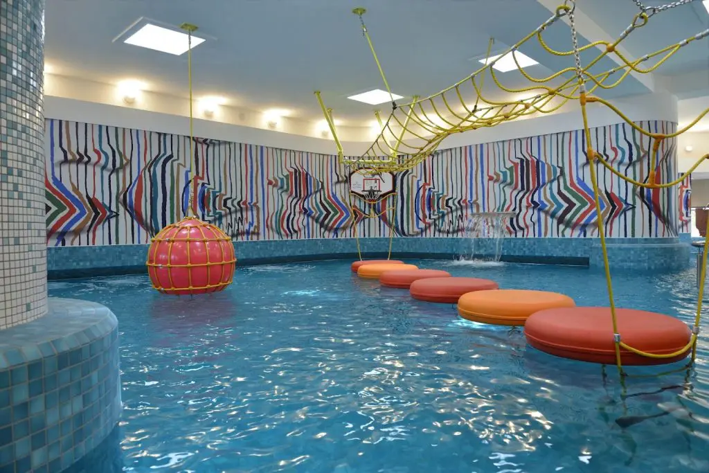 Tavaszi zsongás – Családbarát, all inclusive wellness oázis vár Bükfürdőn