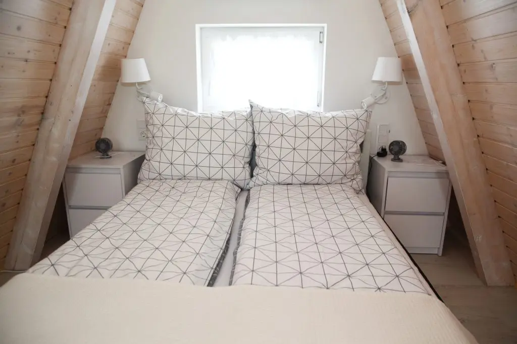 Benu House Apartman – Dézsafürdős házikó a Szent György-hegy szőlőtőkéinél