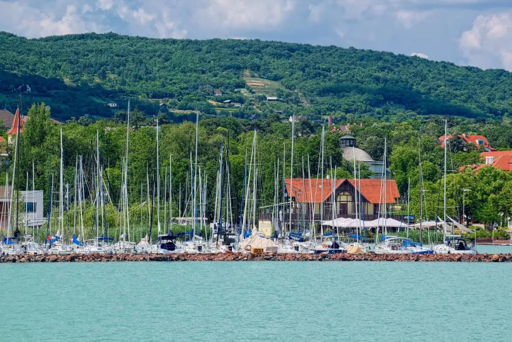 Üdítő énidő a Balcsi legújabb felnőttbarát szállodájában – Ilyen szuper lett a LUA Resort*****