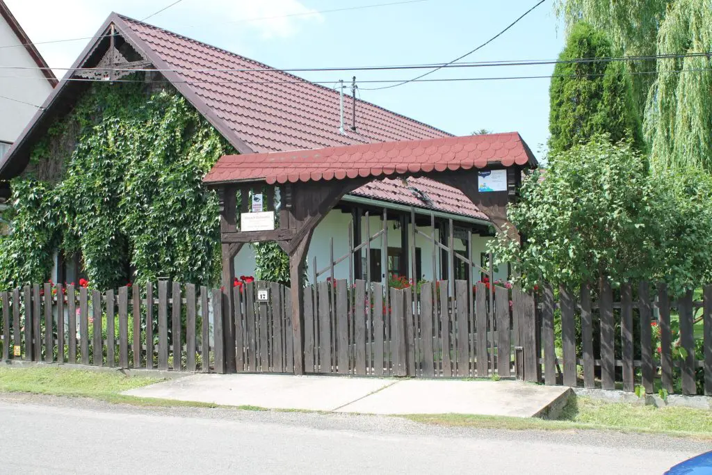 Hallgass Krúbit, tekerj a Tószínpadon! Ismét vár a Bánki Nyár